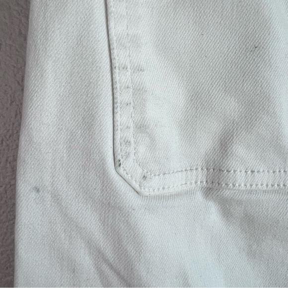 Everlane Women’s Cropped Wide Leg Short Jeans - Picture 6 of 16